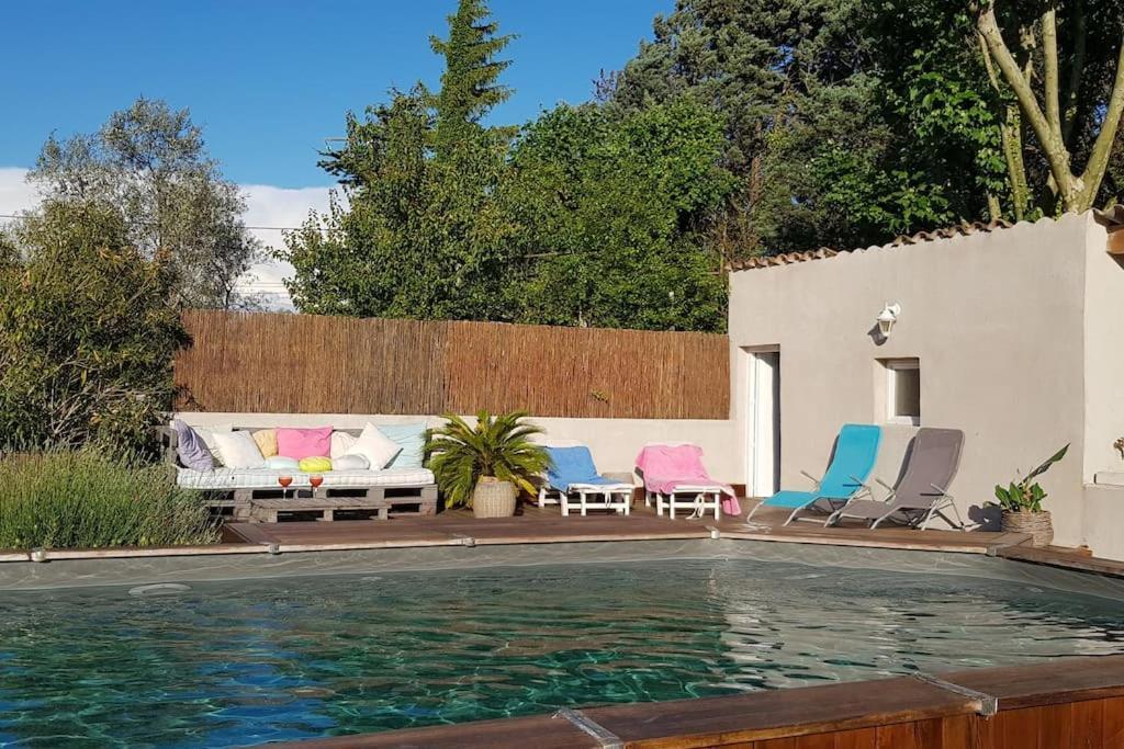 Location Appartement Dans Mas Provencal Monteux Extérieur photo