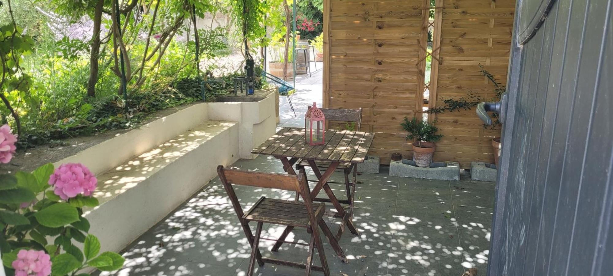 Location Appartement Dans Mas Provencal Monteux Extérieur photo